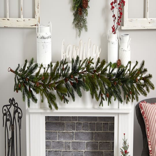 5ft. Pine & Pinecone Garland